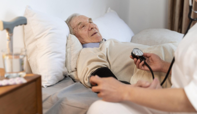 Инструкция по уходу за лежачим престарелым человеком